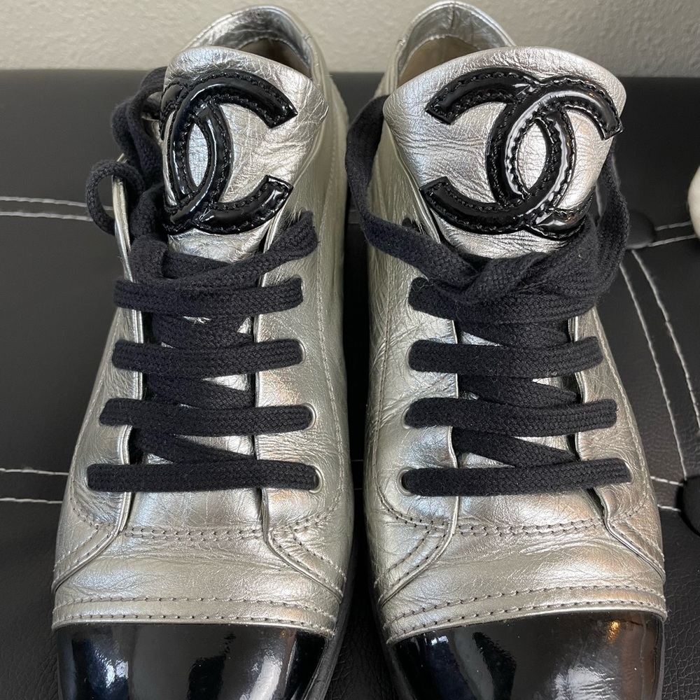 CHANEL Silver Leather Sneakers Sz 6.5 EXCELLENT CONDITION!! - Picture 2 of 8